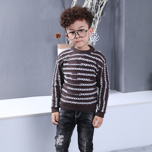 Παιδικό πουλόβερ με κολάρο σε σχήμα Γ σε διάφορα χρώματα