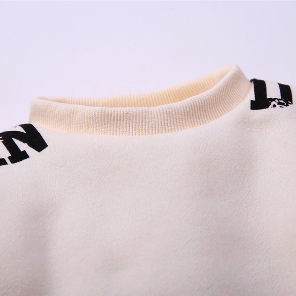 Παιδική  ζεστή μπλούζα με λαιμόκοψη