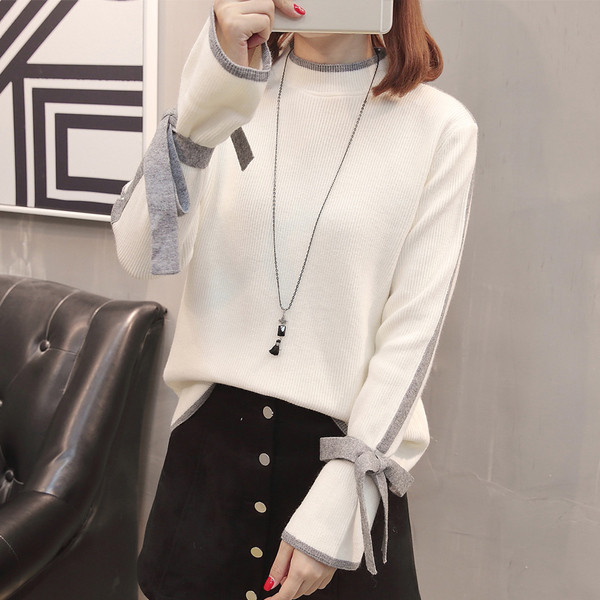 Pulover elegant de damă cu decolteu în formă de O