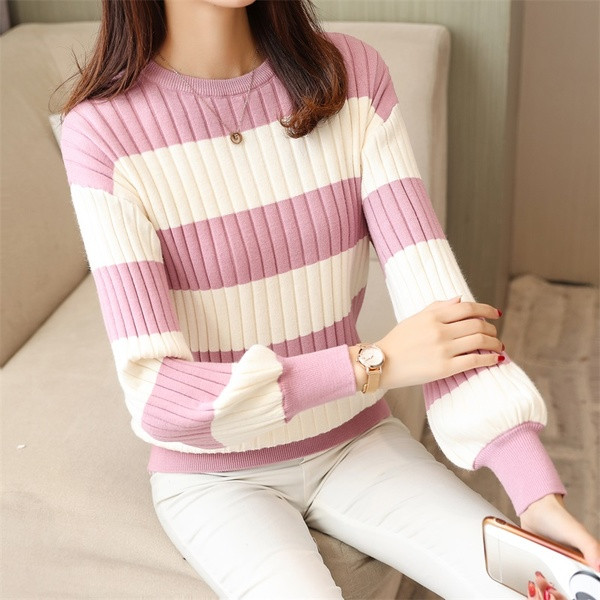 Γυναικείο ριγέ πουλόβερ σε τρία χρώματα