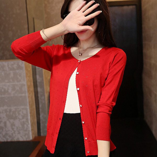 Stílusos női mellény gombokkal több színben