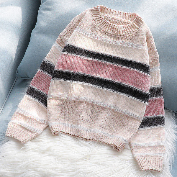 Puha női pulóver O-alakú gallérral, három színben