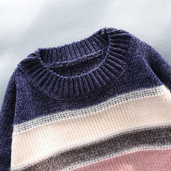 Puha női pulóver O-alakú gallérral, három színben