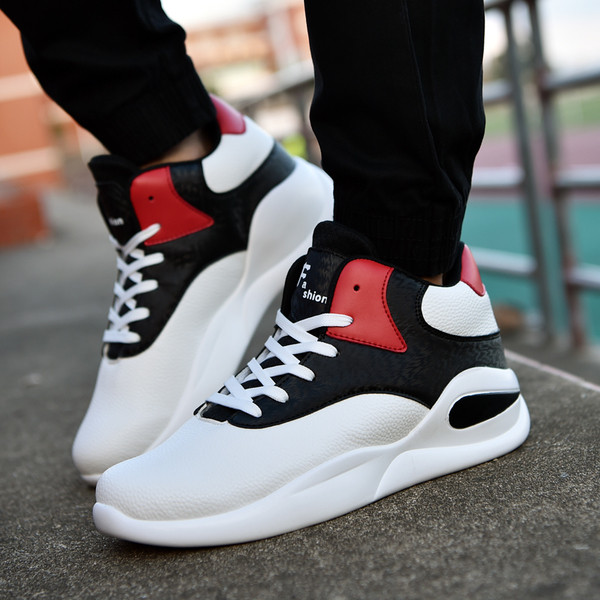 Modern férfi tornacipő több színben - két modell