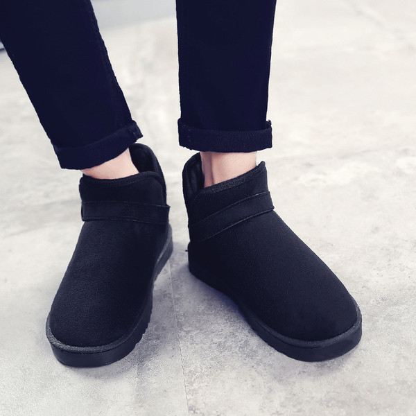 Modern férfi csizma öko velúrból, puha béléssel több színben