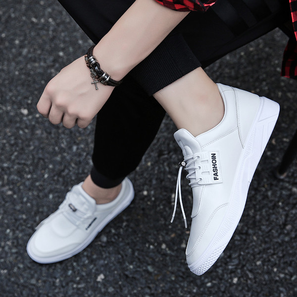 Stílusos férfi tornacipő több színben