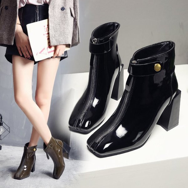 Γυναικείες μπότες  με χοντρό τακούνι και φερμουάρ σε δύο χρώματα