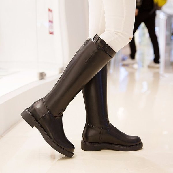 Eko bőrből készült alkalmi női csizma fekete színben