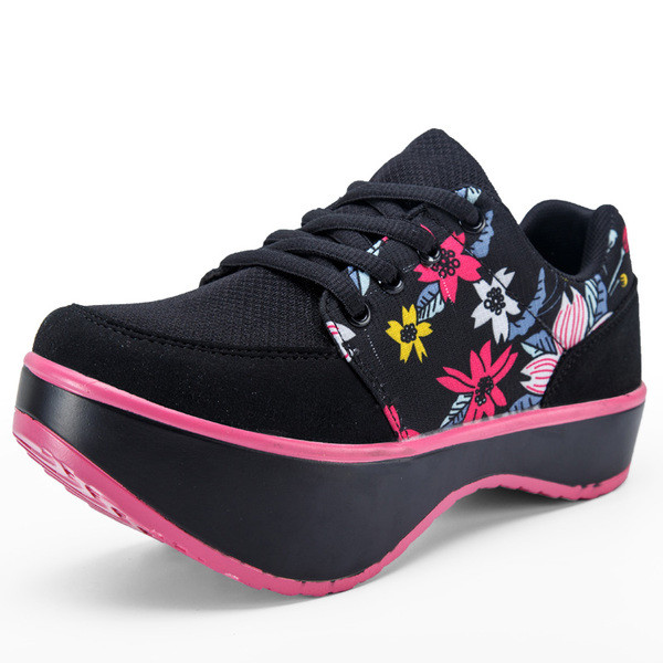 Női sportcipő világos és sötét színekben