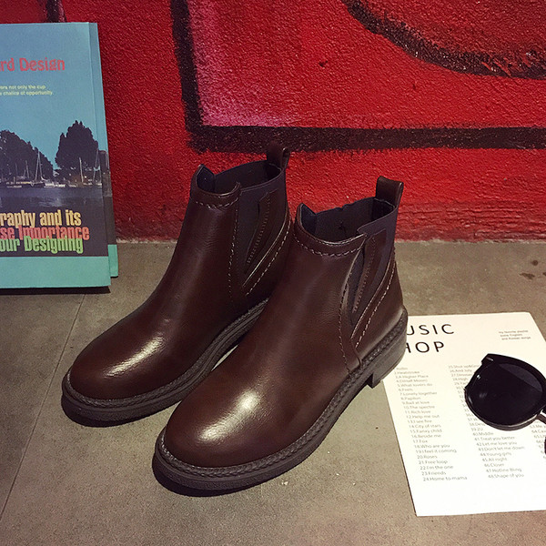 Női alkalmi csizma eko bőrből fekete és barna színben