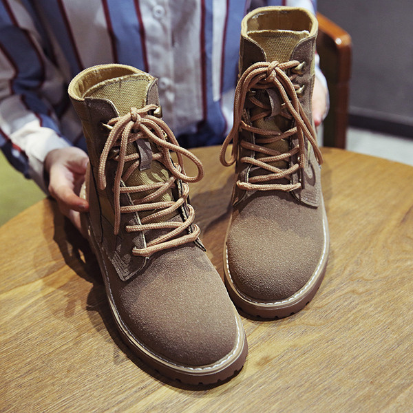 Alkalmi női csizma fűzős három színben