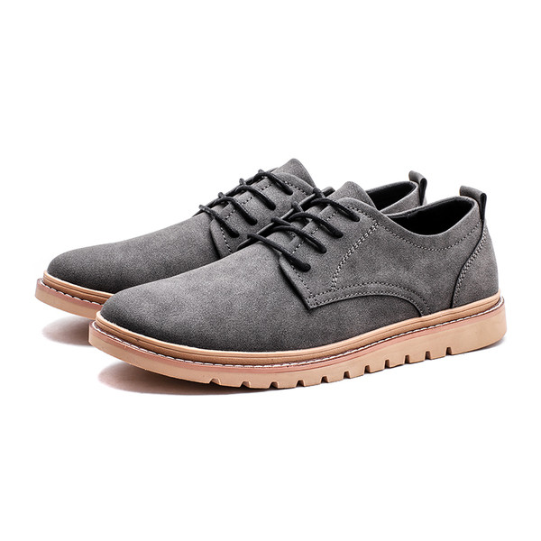 Öko bőrből készült modern férfi cipő két színben