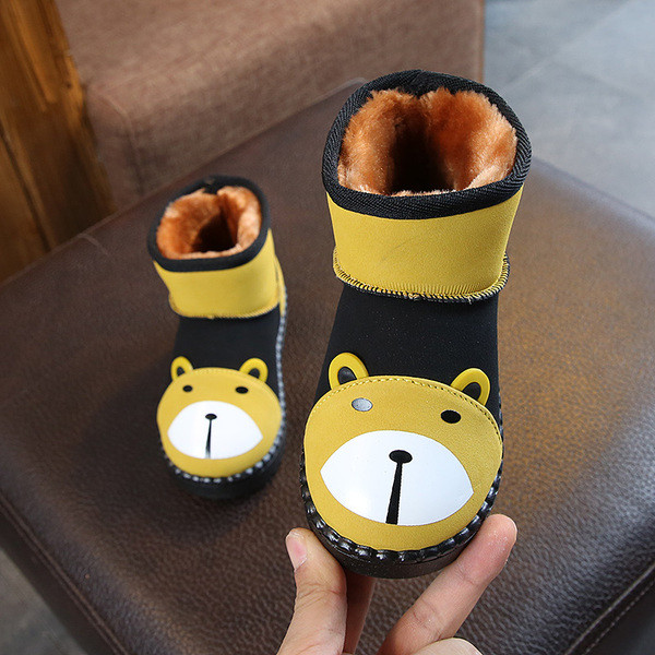 Alkalmi gyerekcsizma lányoknak és fiúknak 3D elemmel több színben