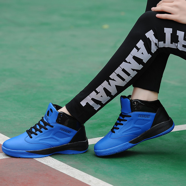 Alkalmi férfi tornacipő több színben