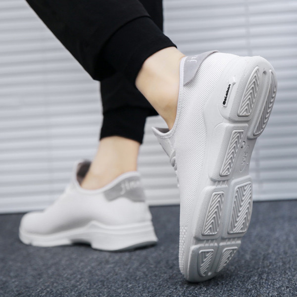 Férfi sportos-elegáns tornacipő - két modell