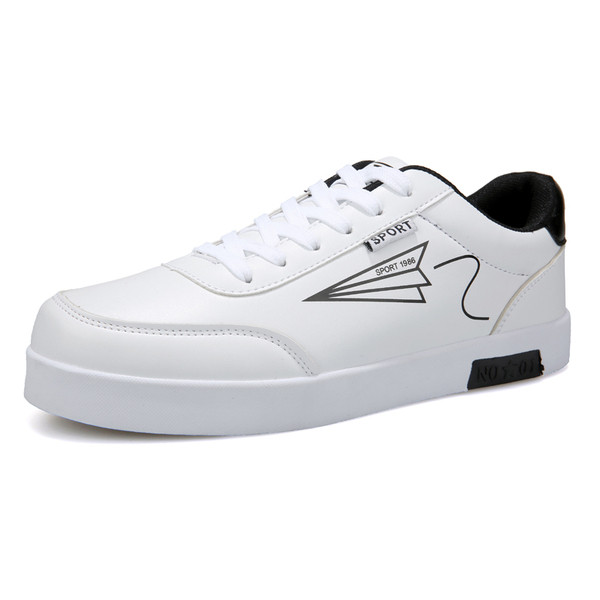 Sportos-elegáns férfi tornacipő három színben