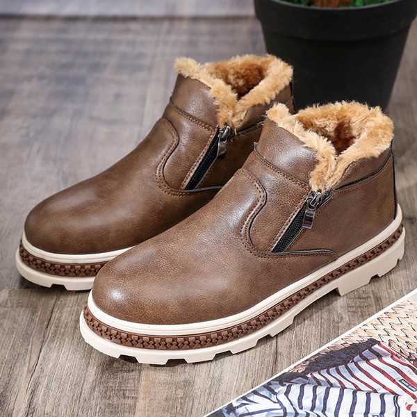 Modern férfi csizma puha műbőr béléssel, három színben