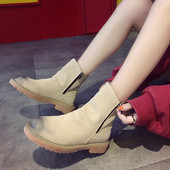 Μοντέρνες γυναικείες μπότες σε τρία χρώματα - στρογγυλεμένο μοτίβο