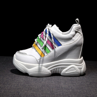 Μαύρα και άσπρα πάνινα γυναικέια  παπούτσια με πολύχρωμα στοιχεία