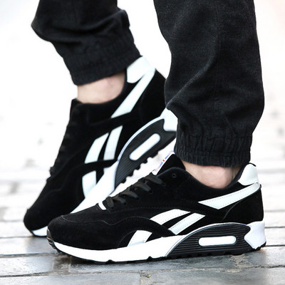 Modern férfi tornacipő vastag talppal - két modell