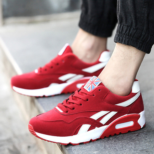 Modern férfi tornacipő vastag talppal - két modell