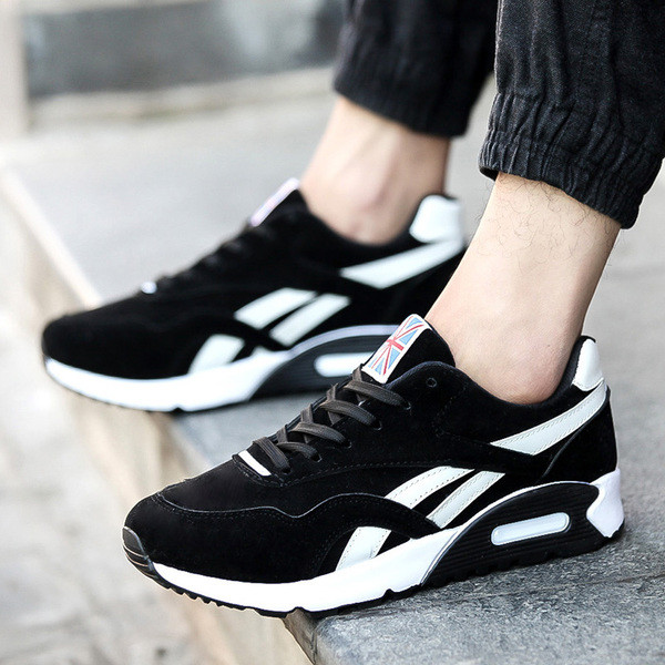 Modern férfi tornacipő vastag talppal - két modell