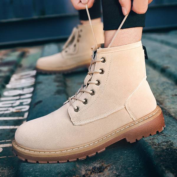 Alkalmi férfi csizma durva talppal, két színben