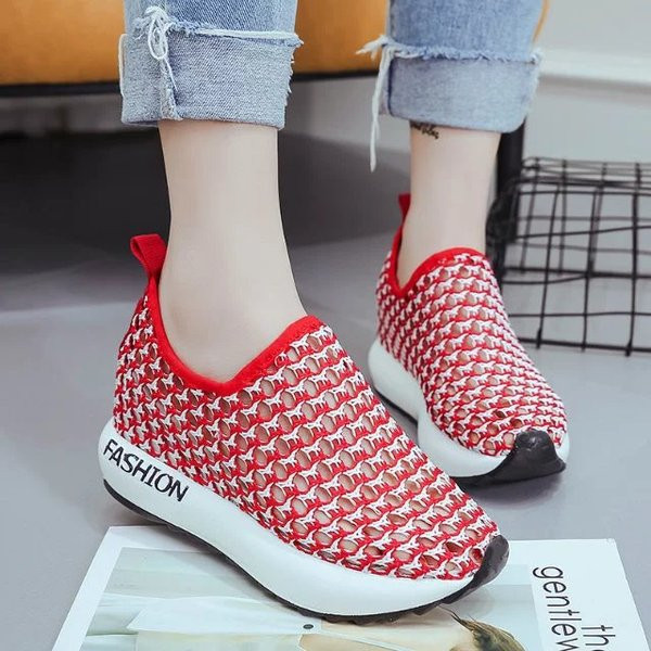 Modern női necces tornacipő