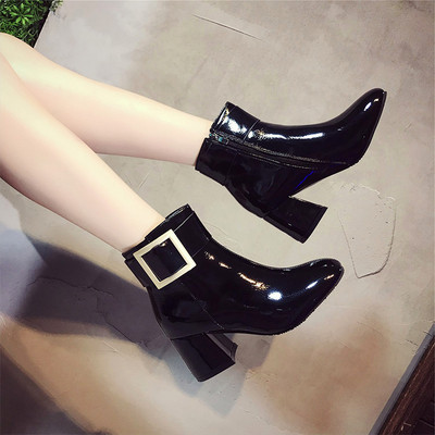 Γυναικείες κομψές μπότες με πόρπη σε τρία χρώματα