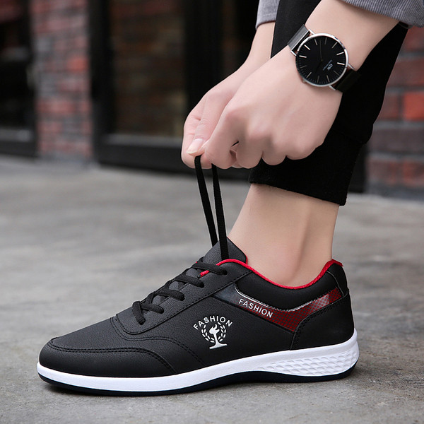 Adidași pentru bărbați - trei modele