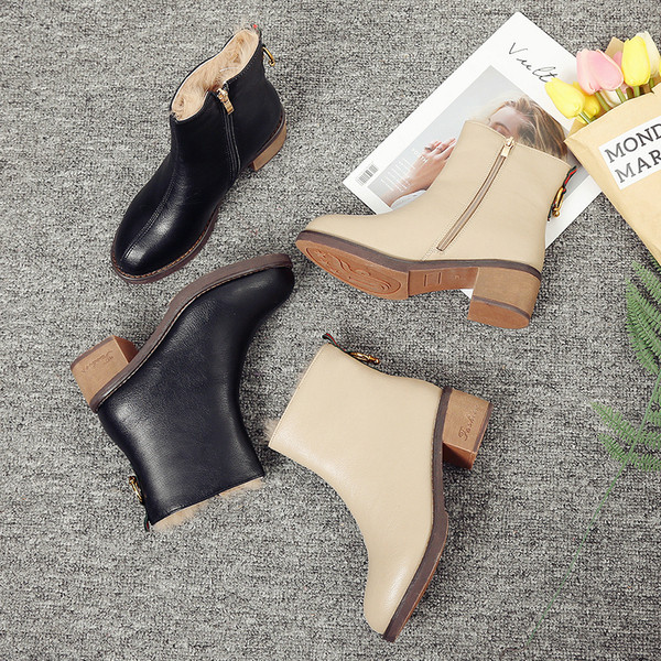 Cizme de top de damă cu puf în negru și bej