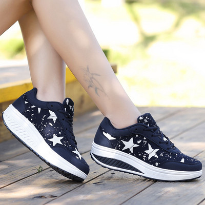 Αθλητικά γυναικεία  παπούτσια με εκτύπωση