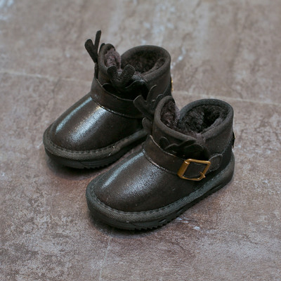 Παιδικές μπότες για  αγόρια για κορίτσια με τρισδιάστατο στοιχείο σε μαύρο και ροζ χρώμα