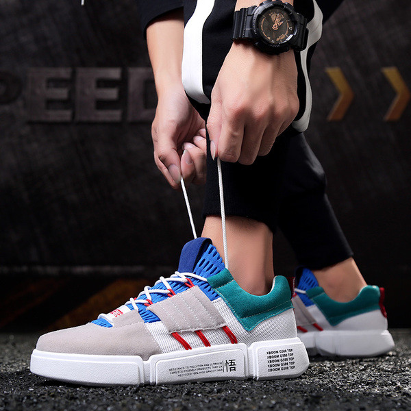 Adidași bărbați în mai multe culori - două modele