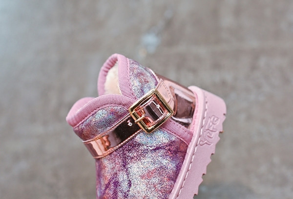 Παιδικές χειμωνιάτικες μπότες για κορίτσια με απαλή επένδυση σε διάφορα χρώματα