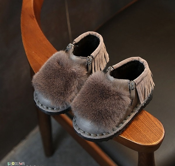 Παιδικές χειμερινές μπότες  για κορίτσια με γούνα σε διάφορα χρώματα