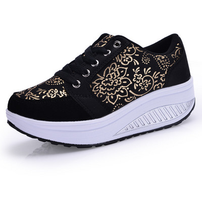 Ανδρικά πάνινα παπούτσια με υψηλή σόλα και floral διακόσμηση