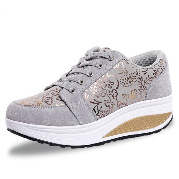 Ανδρικά πάνινα παπούτσια με υψηλή σόλα και floral διακόσμηση