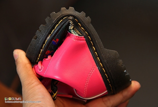 Modern gyerekcsizma lányoknak színes rátéttel