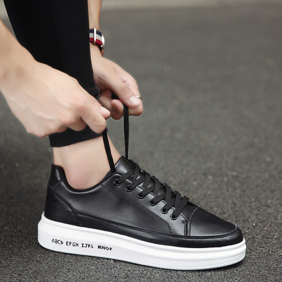 Ανδρικά αθλητικά πάνινα παπούτσια σε διάφορα μοντέλα