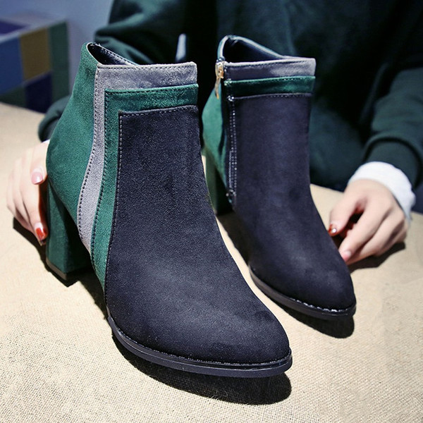 Női csizma vastag sarkú fekete és zöld színben