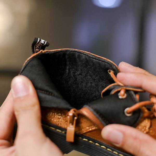 Őszi-téli gyerekcsizma lányoknak többféle színben