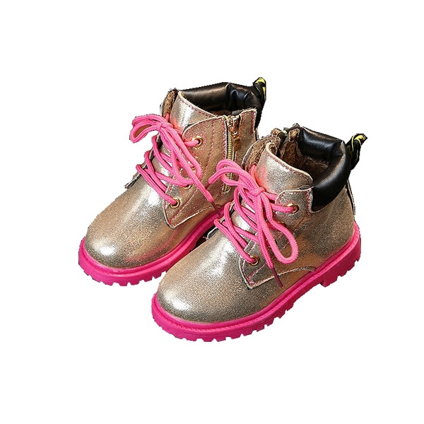 Cizme de copii actuale pentru fete cu efect strălucitor în mai multe culori