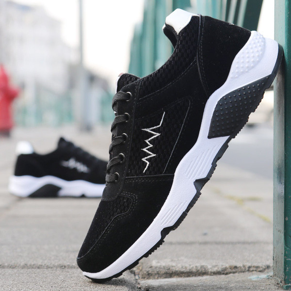 Tenisi barbati toamna-iarna in doua modele