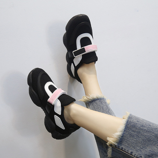 Női sportcipő tépőzárral