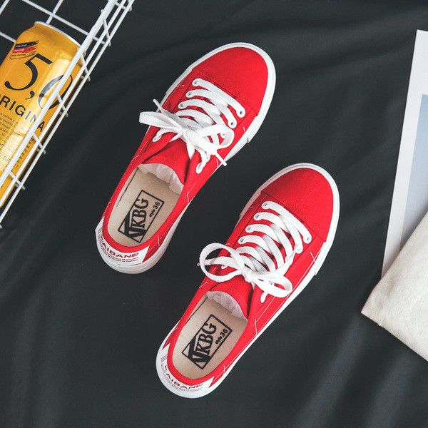 Tenisi dama in carouri in trei culori