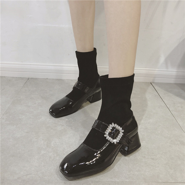 Ghete de dama moderne in negru cu decor