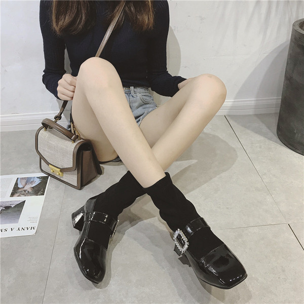 Ghete de dama moderne in negru cu decor