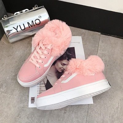 Γυναικεία αθλητικά παπούτσια για το χειμώνα σε μερικά χρώματα με γούνα