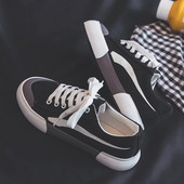 Καθημερινά ανδρικά πάνινα παπούτσια σε μαύρο και κόκκινο χρώμα